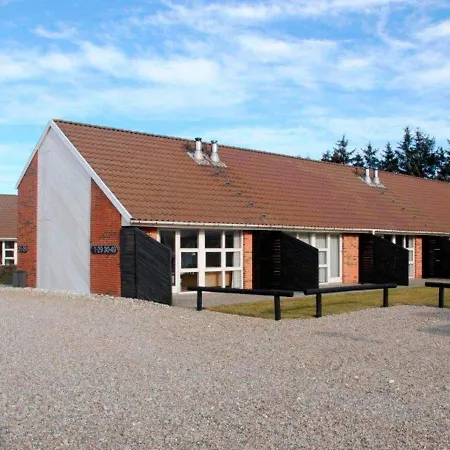 Grand Home, Σπίτι διακοπών